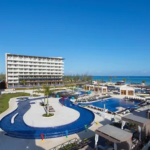 royalton-blue-waters.greaterantilleshotels.net/